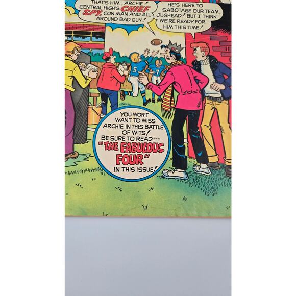 Archie at Riverdale High Number 32 January 1976 06966 Fair Condition - Picture 7 of 16